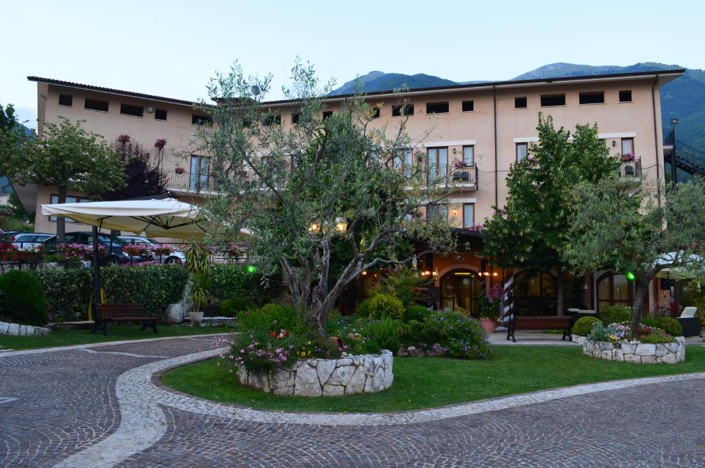 Hotel La Grotte San Donato Val di Comino Luaran gambar